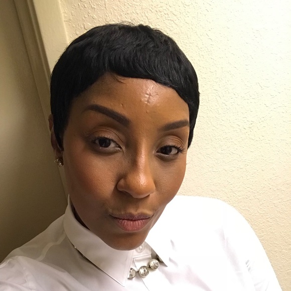 Meet your Posher, Latrenda - Picture 3 of 3